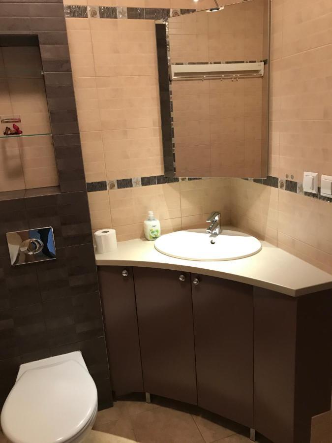 ワルシャワApartament Lewandowアパートメント エクステリア 写真